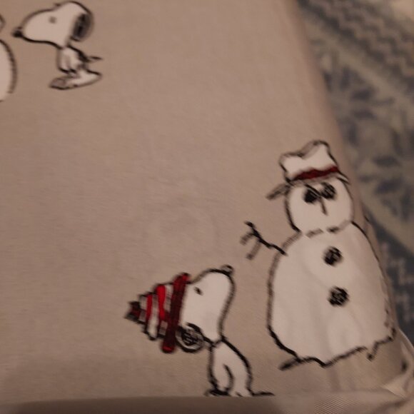 Sheets - Picture 1 of 5